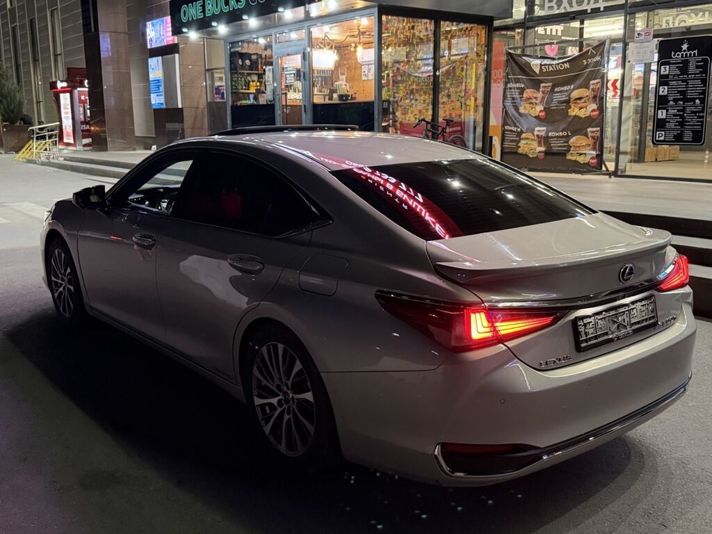 Lexus ES: 2019 г., 2.5 л, Автомат, Гибрид, Седан: фото 6