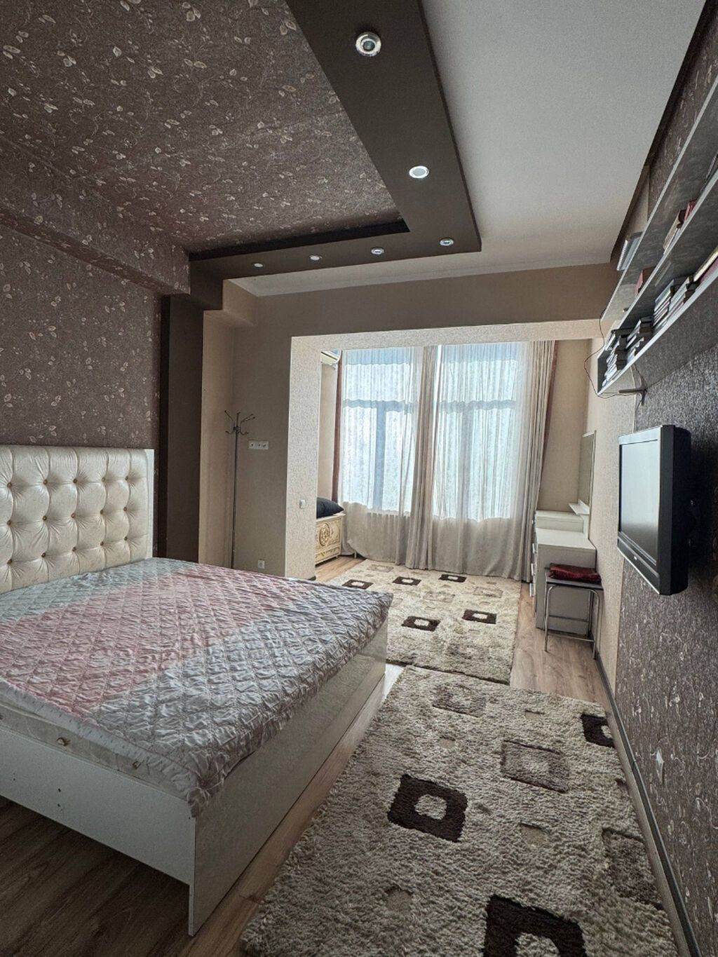 3 комнаты, 104 м², Азия Молл Индивидуалка, 3 этаж, Требуется ремонт: фото 8