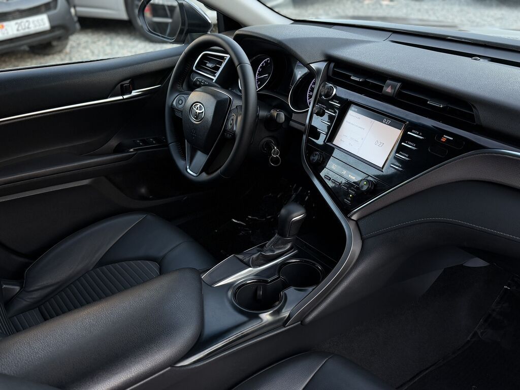 Toyota Camry: 2018 г., 2.5 л, Автомат, Бензин, Седан: фото 7
