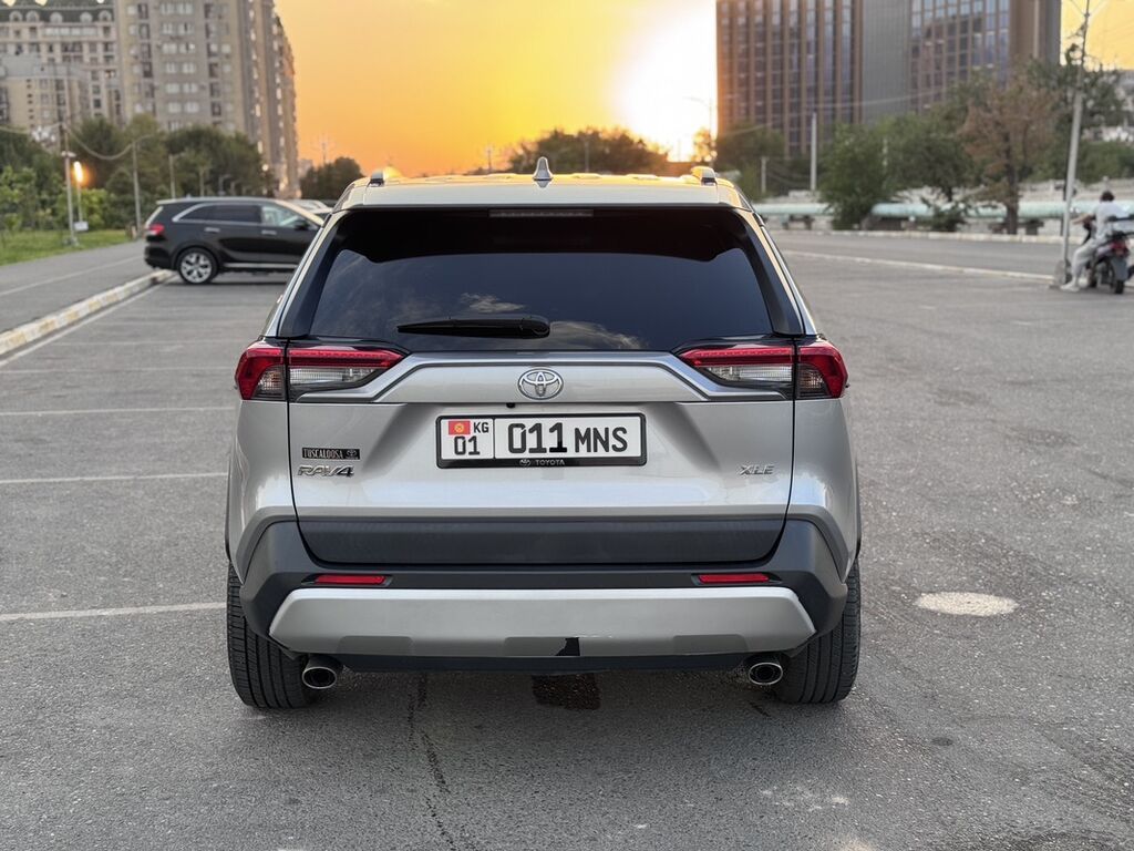 Toyota RAV4: 2019 г., 2.5 л, Вариатор, Бензин, Кроссовер: фото 7