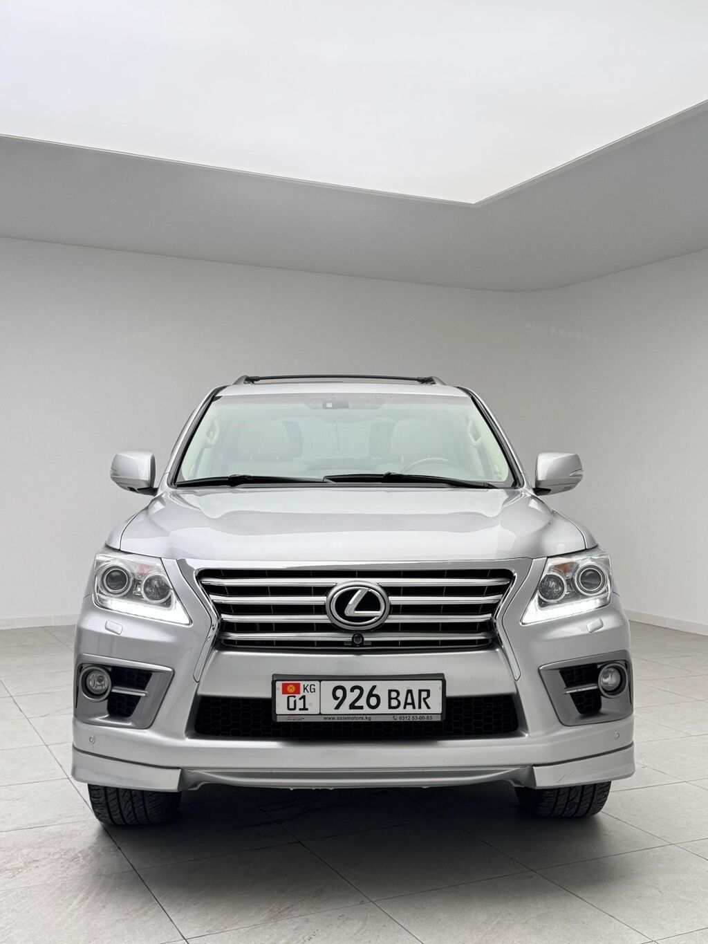 Lexus LX: 2009 г., 5.7 л, Автомат, Газ, Внедорожник: фото 2