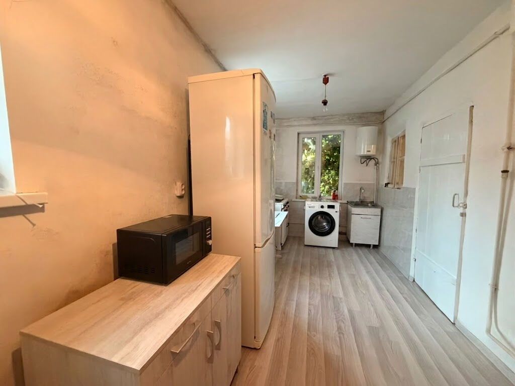ПРОДАЁТСЯ полдома В ЦЕНТРЕ БИШКЕКА на участке 3.5 сотки 113 000$: фото 5