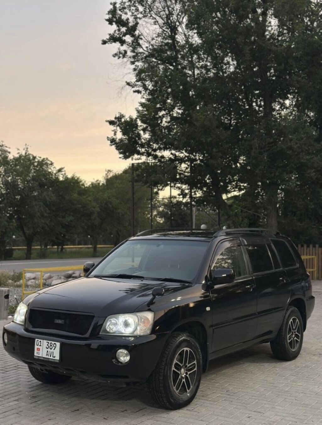 Toyota Highlander: 2001 г., 3 л, Автомат, Газ, Кроссовер — фото 2