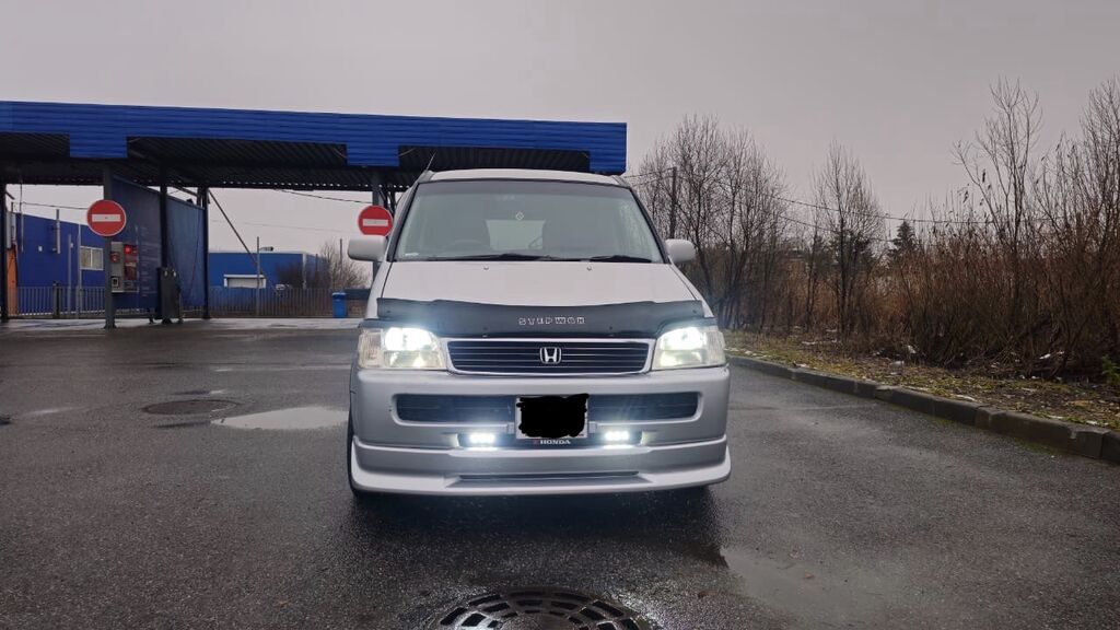 Honda Stepwgn: 2001 г., Автомат, Бензин, Минивэн: фото 5