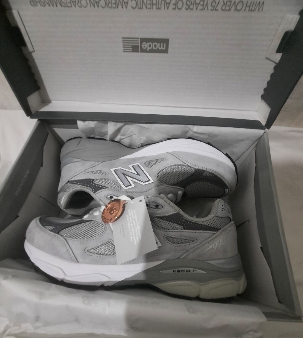 Мужские кроссовки, 41, New Balance, Новый, цвет - Серый, Платная доставка: фото 1