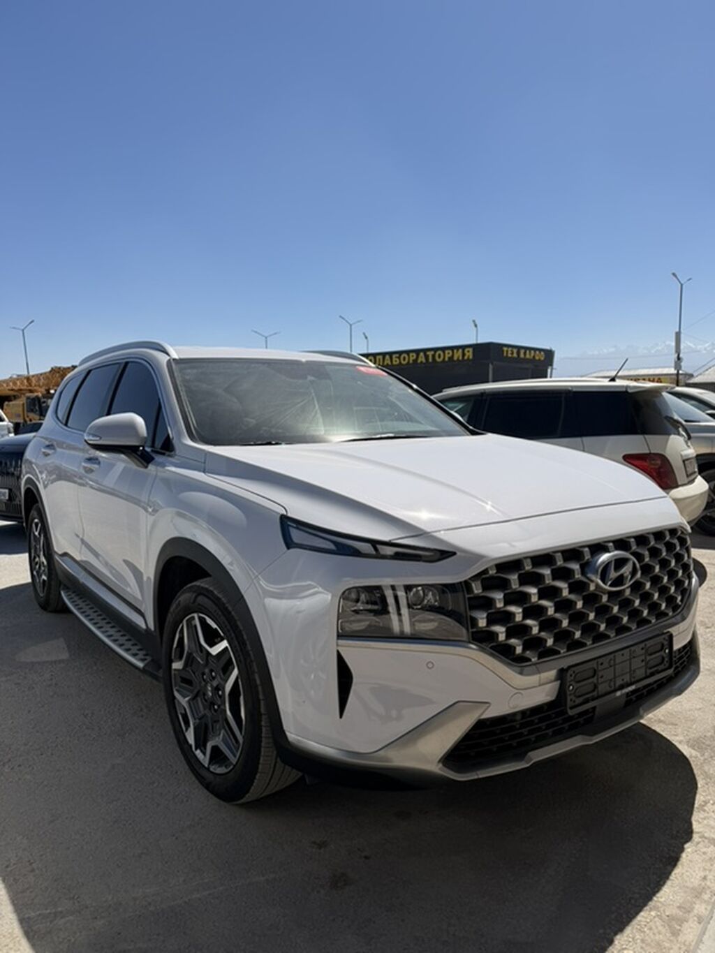 Hyundai Santa Fe: 2021 г., 1.6 л, Гибрид, Кроссовер: фото 2