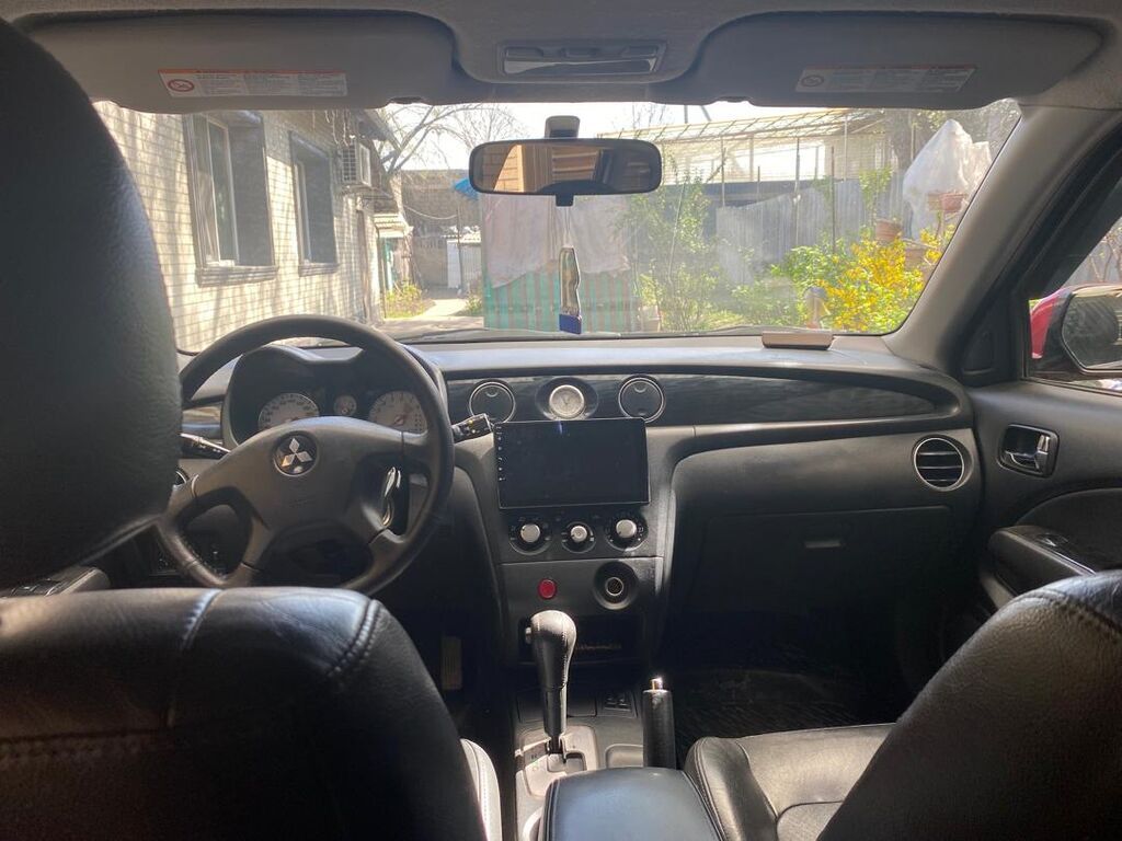 Mitsubishi Outlander: 2004 г., 2.4 л, Автомат, Газ, Кроссовер: фото 7