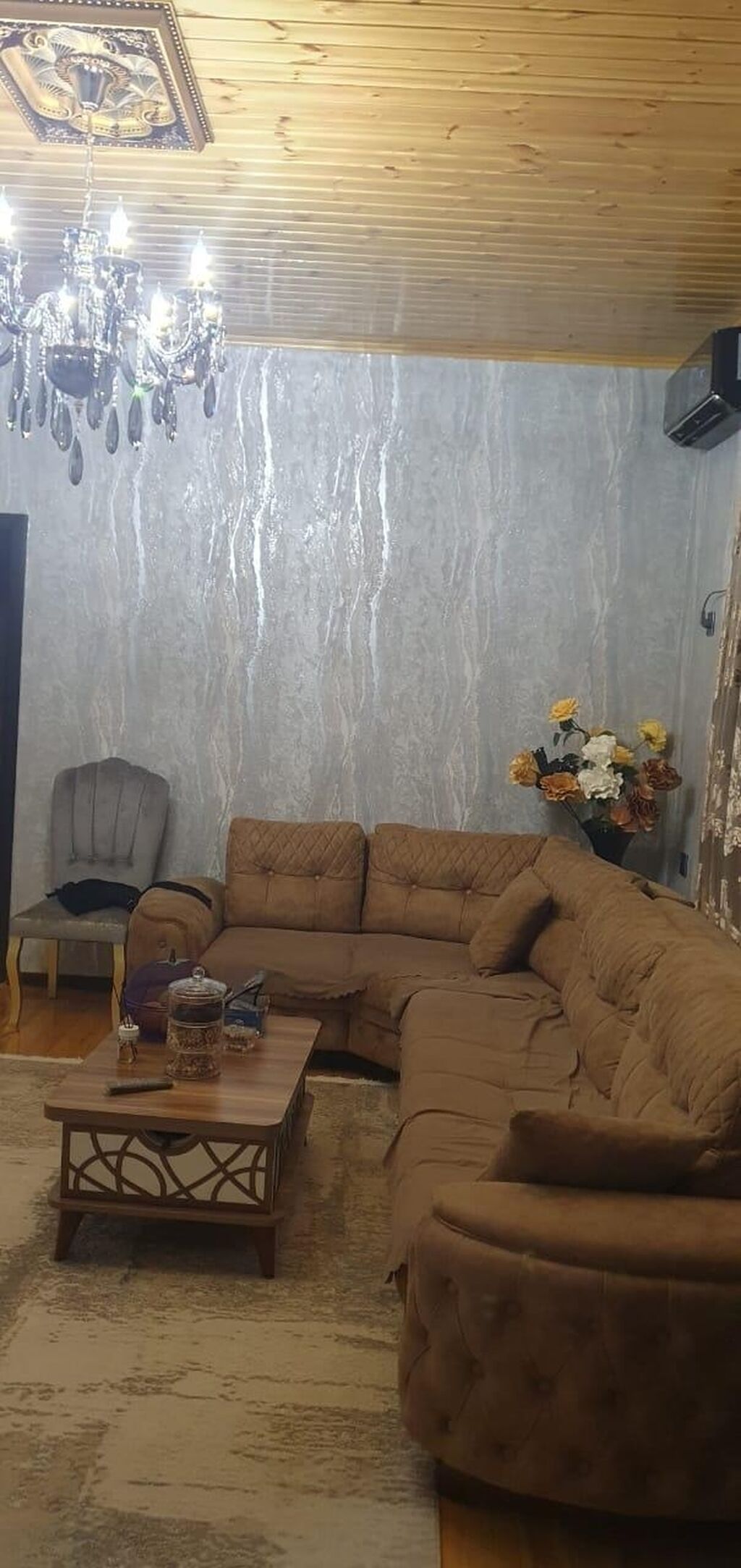 75 kv. m, 3 otaqlı, Artezian quyusu, İnternet, Telefon