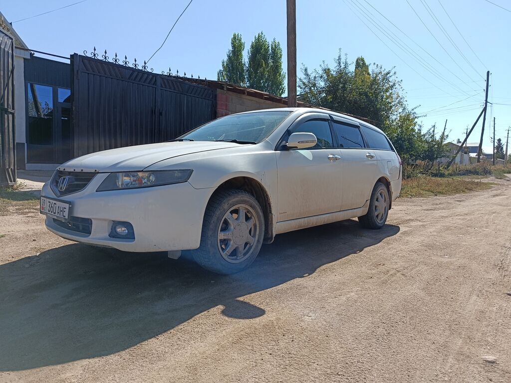 Honda Accord: 2003 г., 2.4 л, Автомат, Бензин, Универсал: фото 3