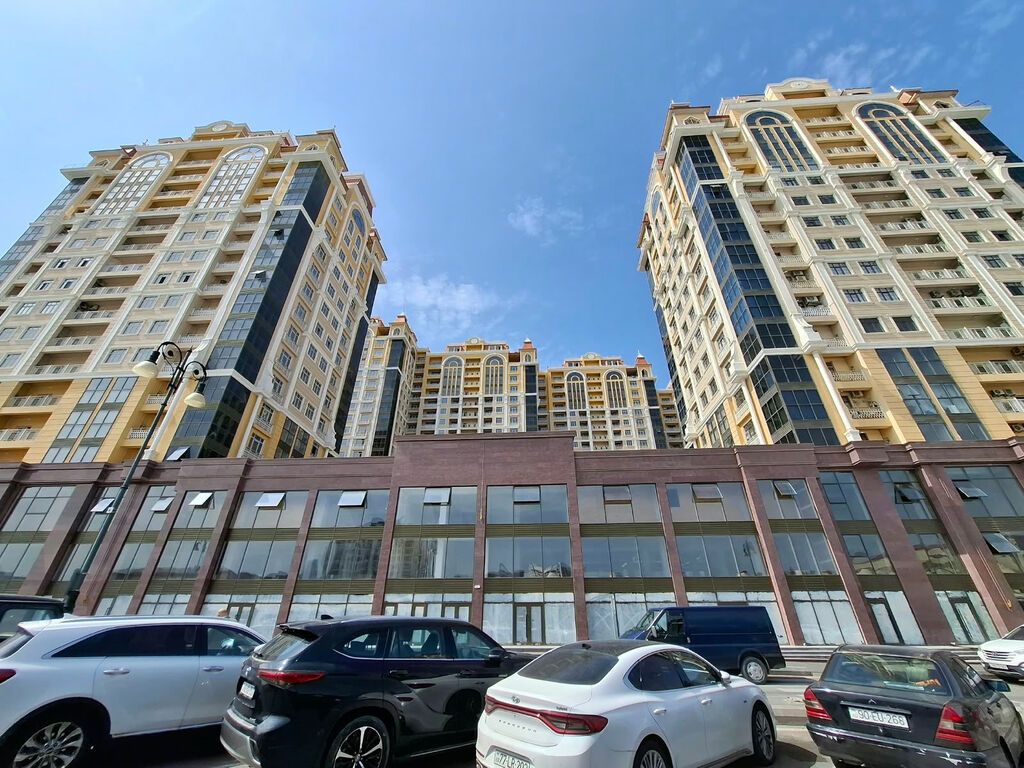 🔥 NƏRİMANOVDA TƏBRİZ KÜÇƏSİNDƏ TRİUMF PALACE-DƏ ÇIXARIŞLI (KUPÇALI)