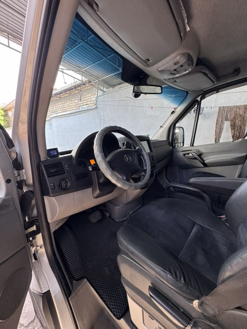 Продается Mercedes Sprinter Rx Год : 2010 средняя база Мотор : 651: фото 7