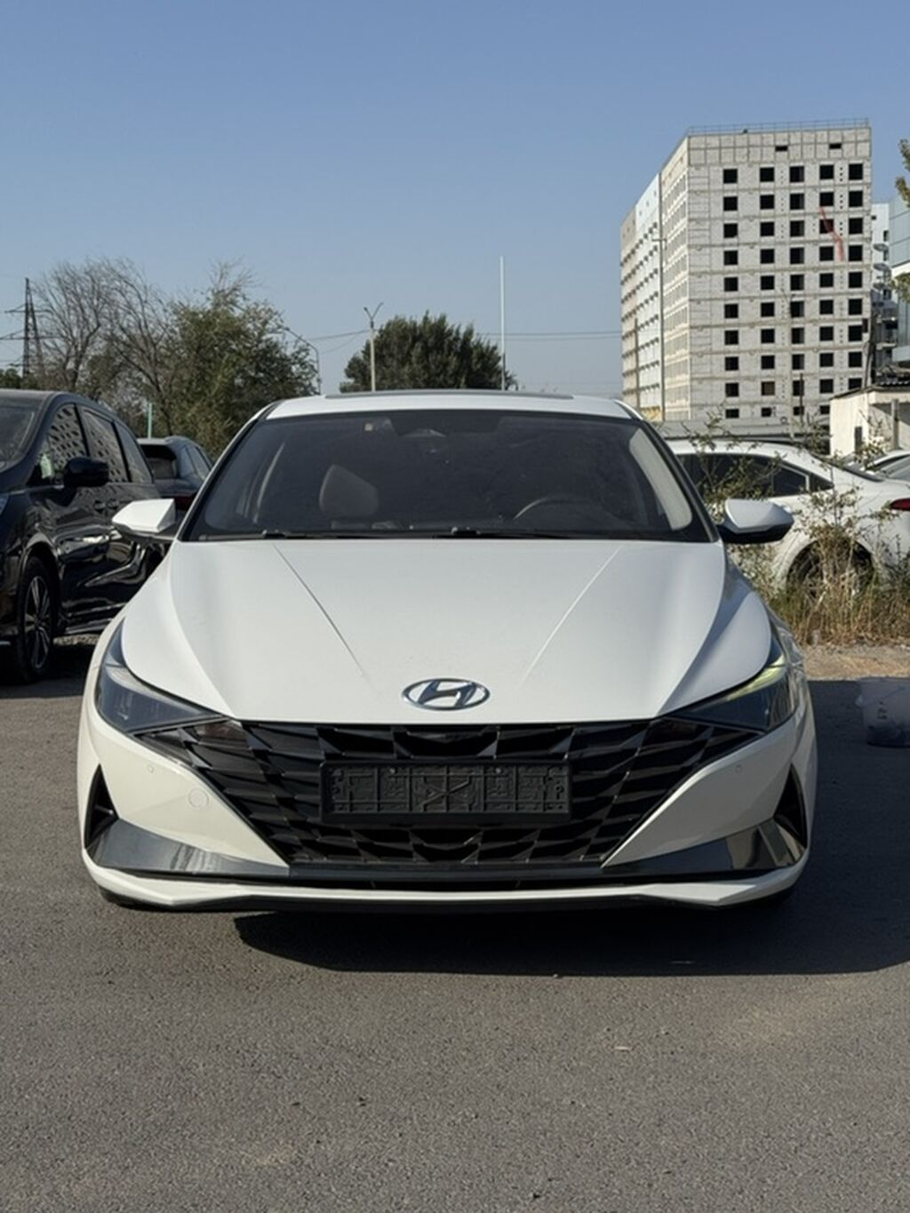 Hyundai Elantra: 2021 г., 1.5 л, Автомат, Бензин, Седан: фото 2