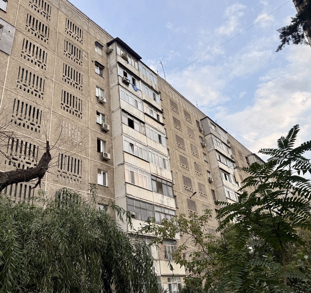 3 комнаты, 68 м², Восток-5 мкр 105 серия, 5 этаж, Требуется ремонт: фото 2