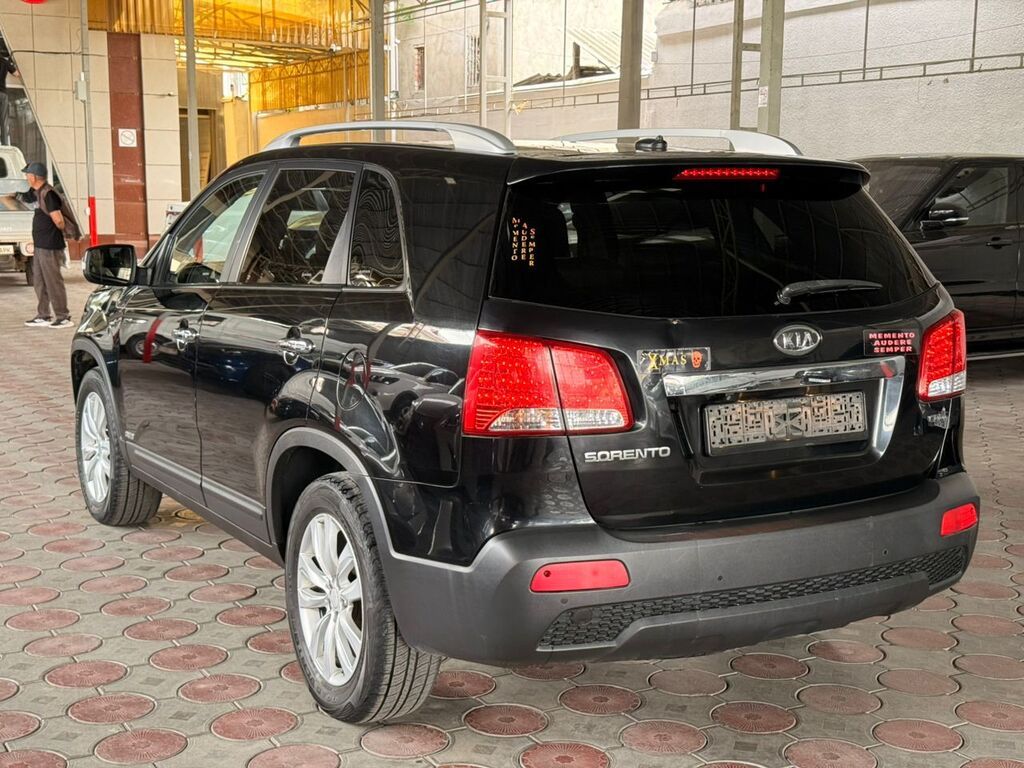 Kia Sorento: 2012 г., 2.2 л, Механика, Дизель, Кроссовер: фото 4
