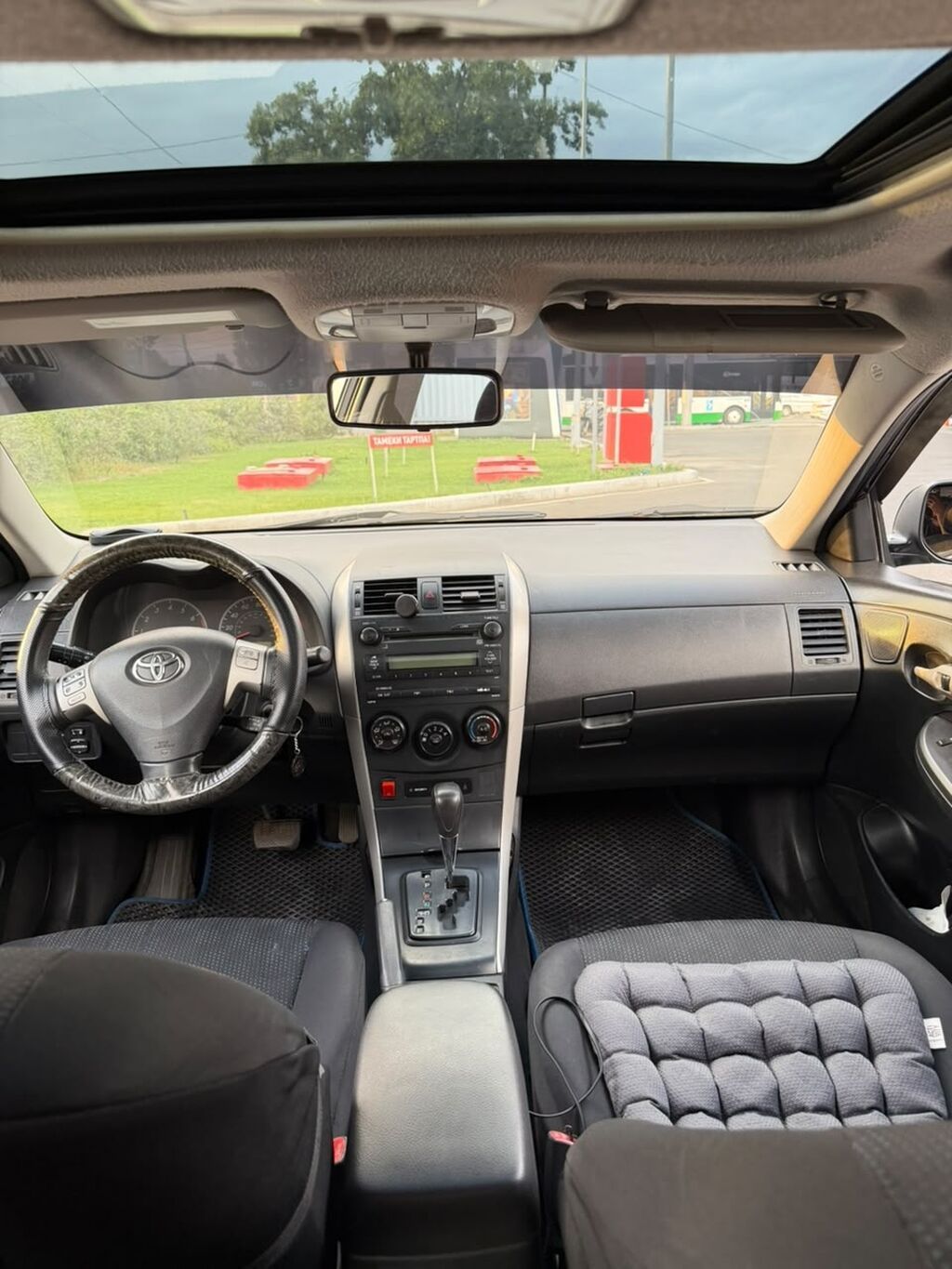 Toyota Corolla: 2009 г., 1.8 л, Автомат, Бензин, Седан: фото 8