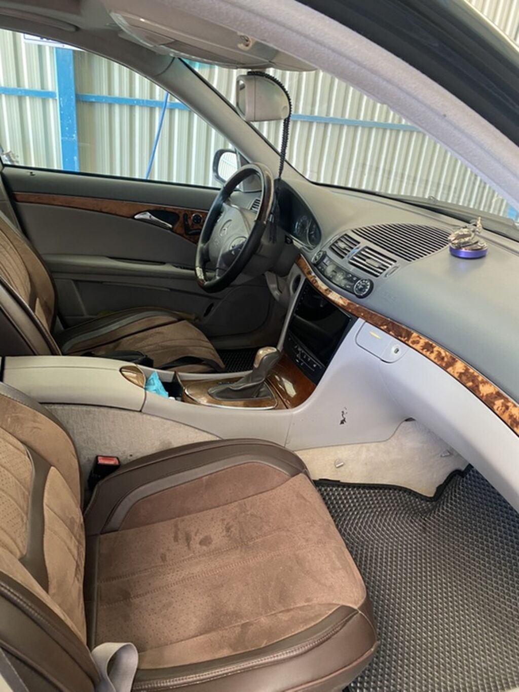 Mercedes-Benz E-Class: 2003 г., 3.2 л, Автомат, Бензин, Седан: фото 3
