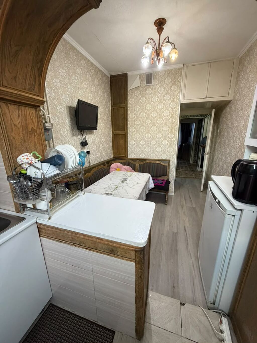 3 комнаты, 62 м², Тунгуч мкр 106 серия, 7 этаж, Старый ремонт: фото 1