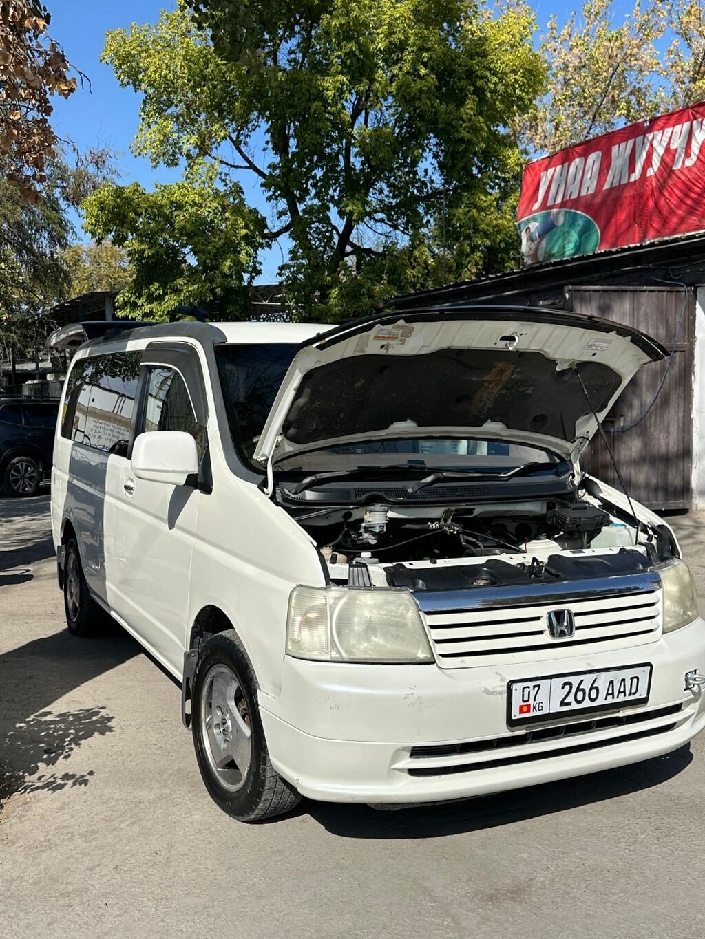 Honda Stepwgn: 2003 г., 2 л, Автомат, Бензин, Минивэн: фото 1
