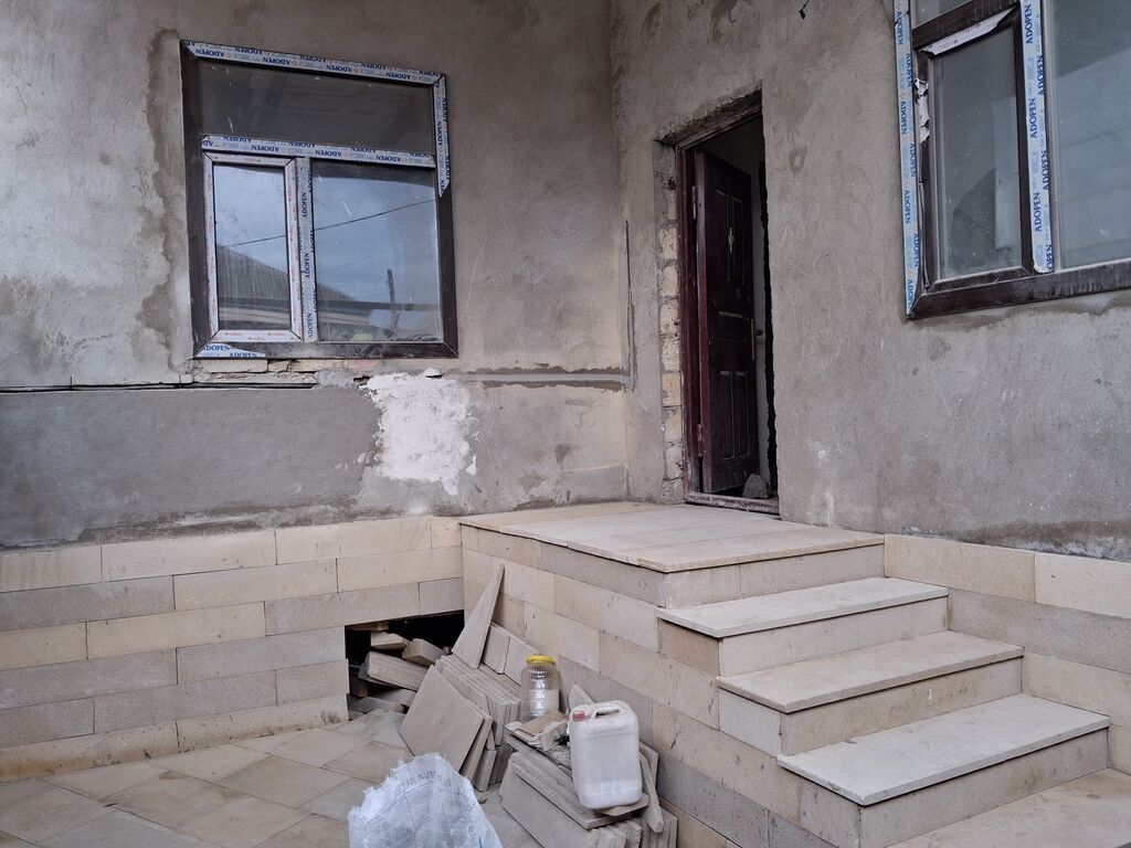 3 otaqlı, 100 kv. m, Kredit yoxdur, Yeni təmirli