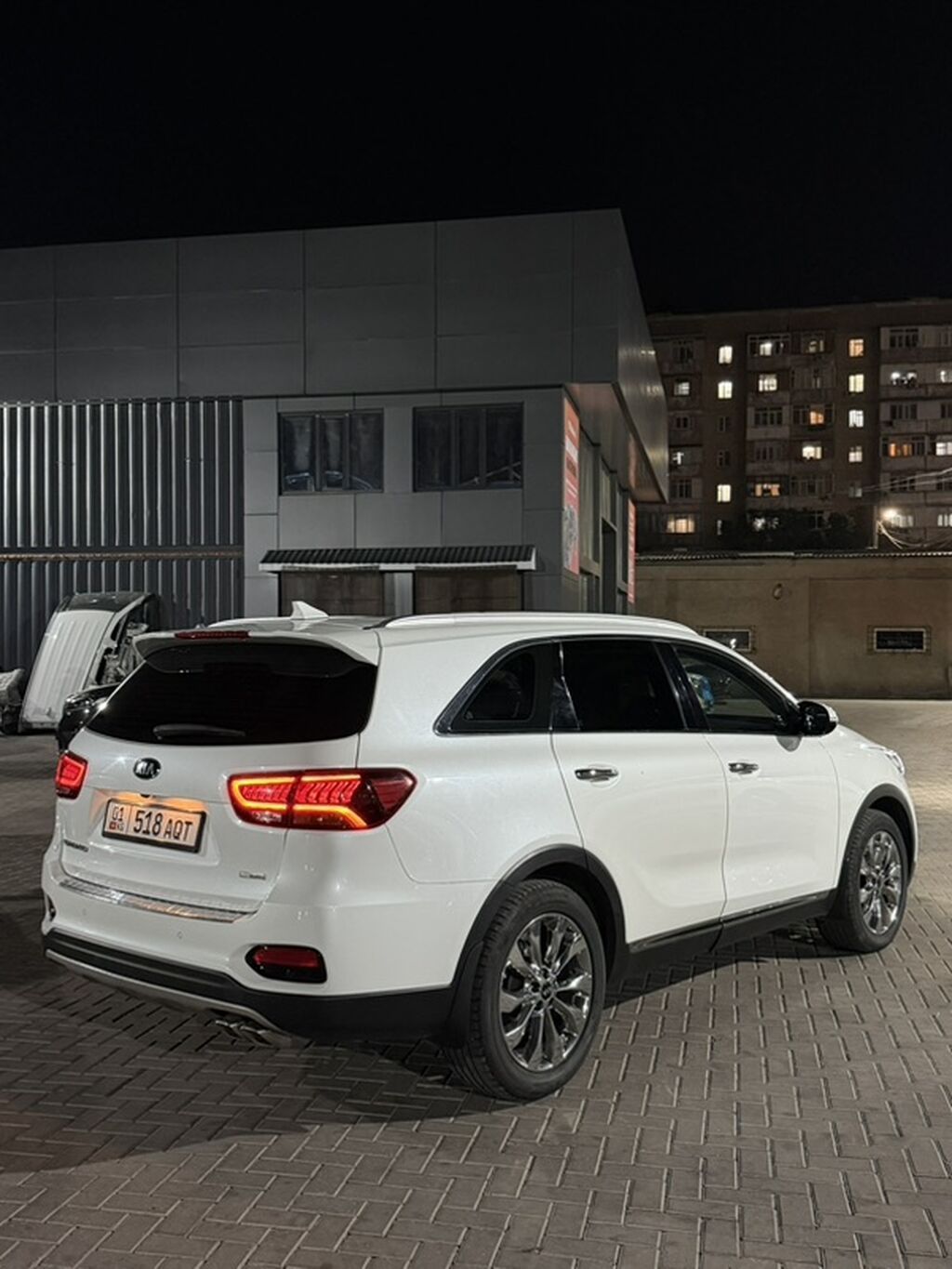 Kia Sorento: 2017 г., 2.2 л, Автомат, Дизель, Кроссовер: фото 4