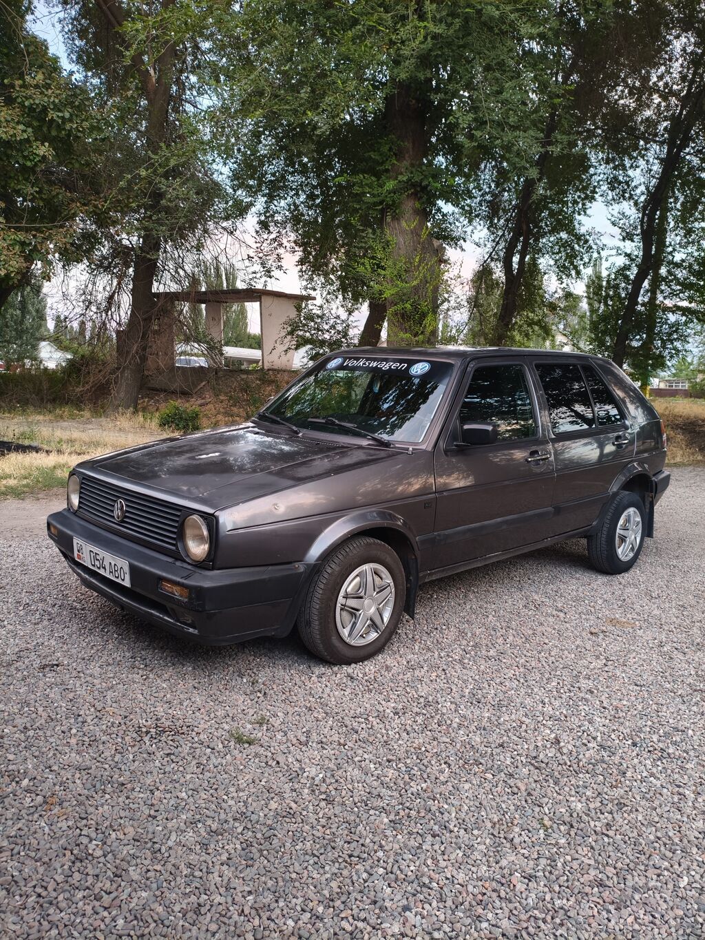Volkswagen Golf: 1991 г., 1.8 л, Механика, Бензин, Хэтчбэк: фото 1