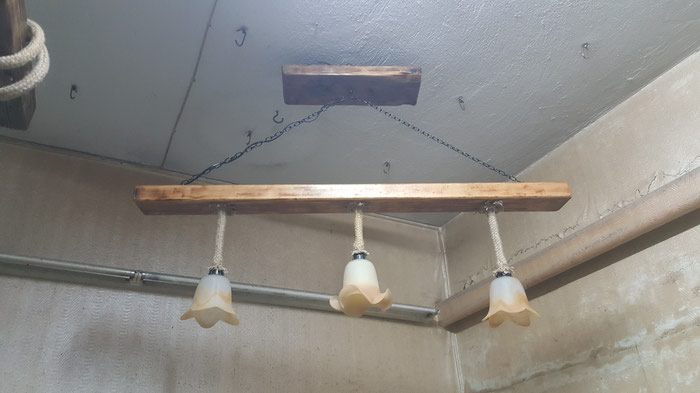 Φωτισμός: Φωτιστικό χειροποίητο ξύλινο για οποιαδήποτε πληροφορία στο 6 σε lalafo.gr Φωτιστικό χειροποίητο ξύλινο για οποιαδήποτε πληροφορία στο 6 σε Λέρος