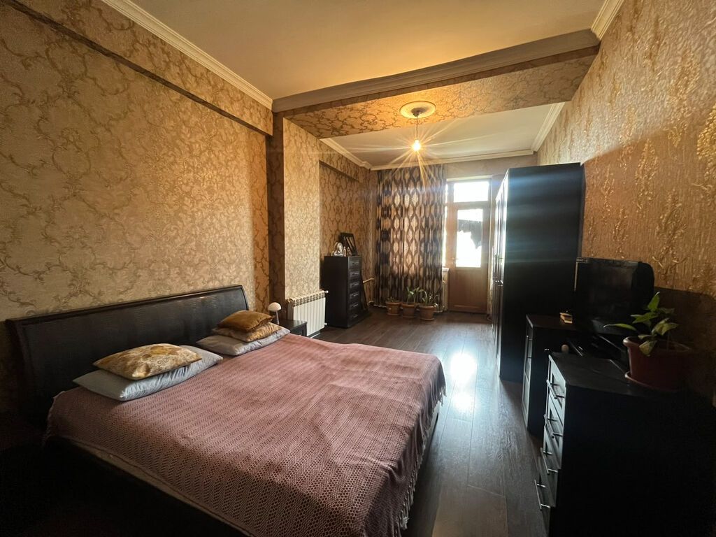 3 otaqlı, Yeni tikili, 117 kv. m