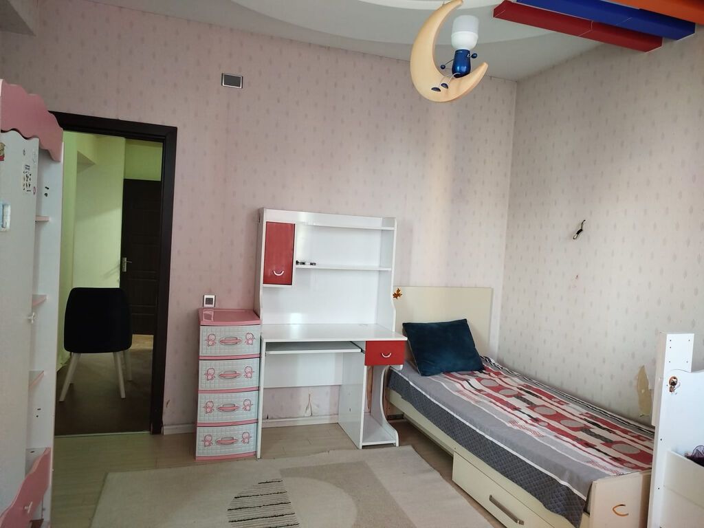 3-room new-build apartment for rent in Memar Əcəmi, 100 m², 750 AZN/mo, photo 5 / 9