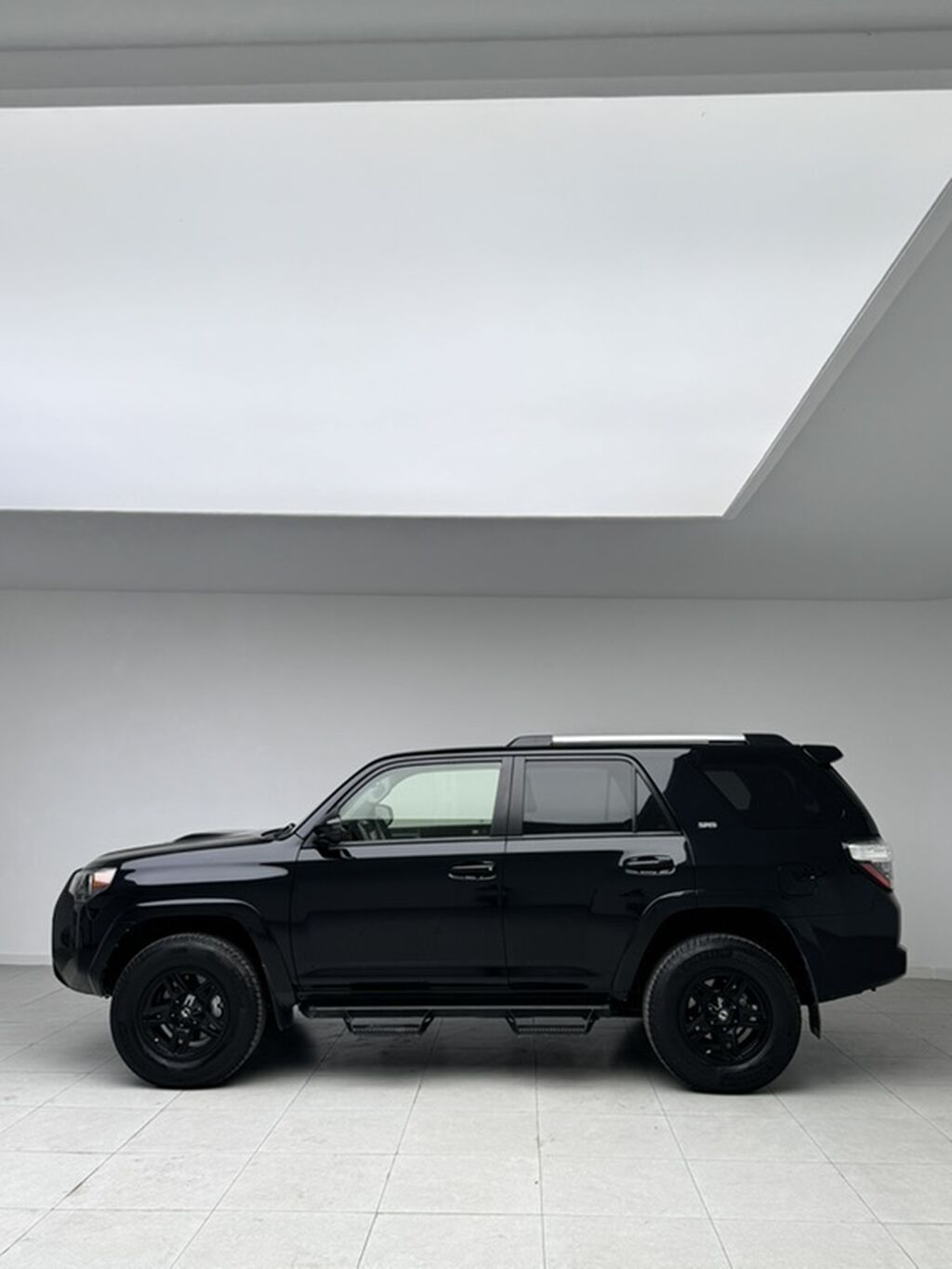 Toyota 4Runner: 2020 г., 4 л, Автомат, Бензин, Внедорожник: фото 4