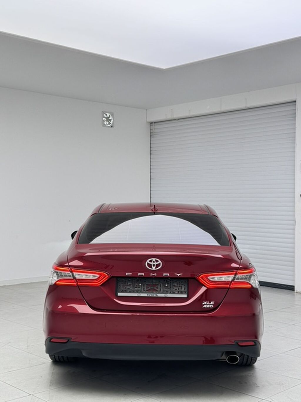 Toyota Camry: 2020 г., 2.5 л, Автомат, Бензин, Седан: фото 6
