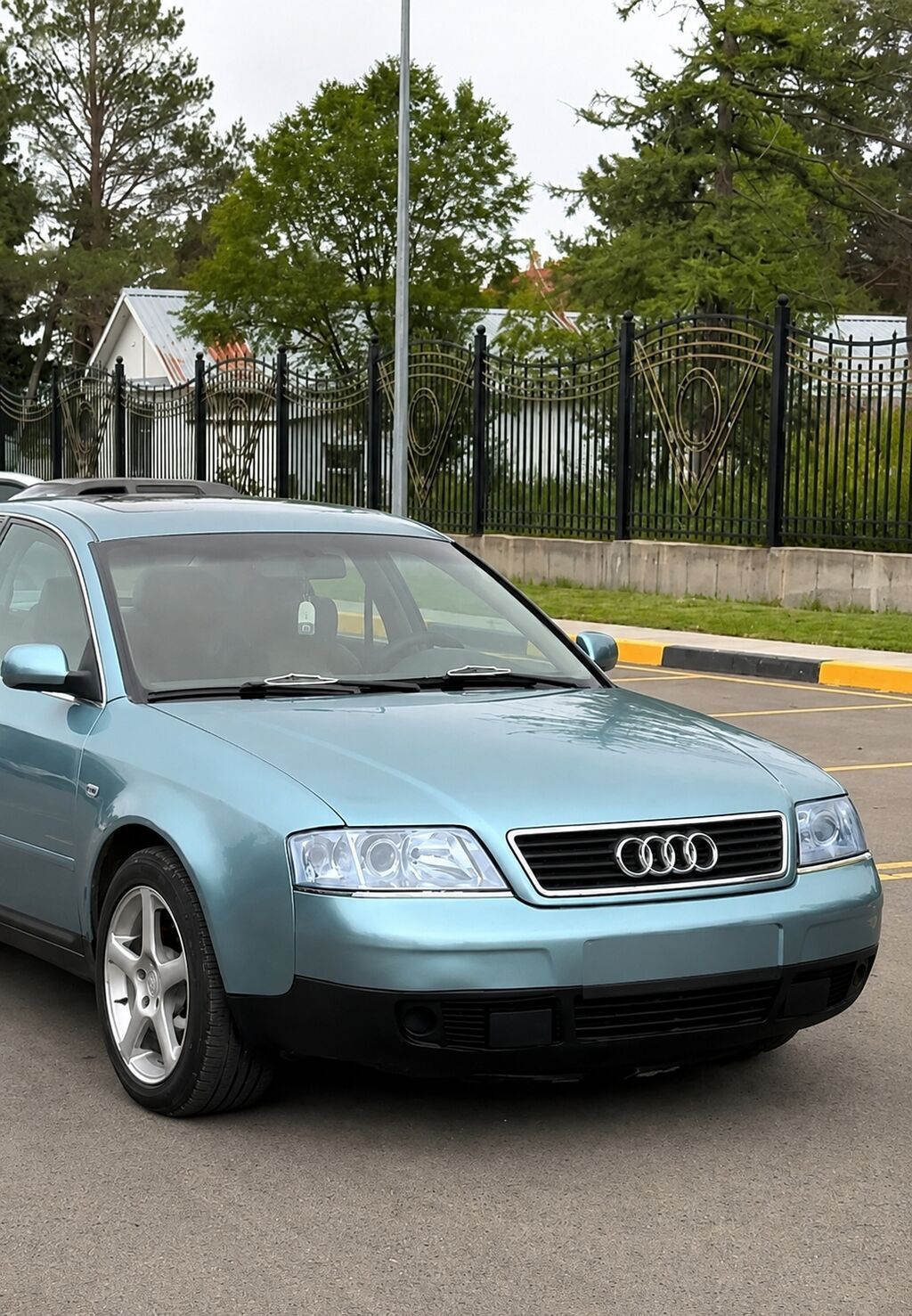 Audi A6: 2000 г., 2.4 л, Автомат, Бензин, Седан: фото 2