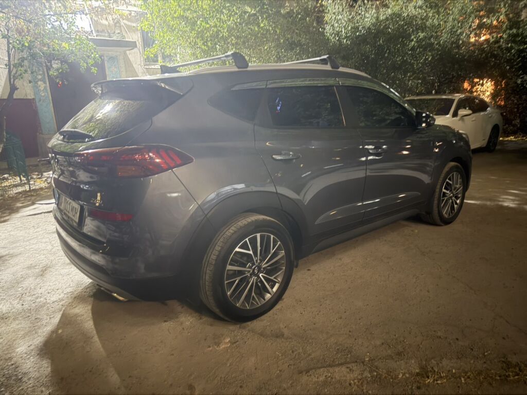 Hyundai Tucson: 2019 г., 2 л, Кроссовер: фото 5