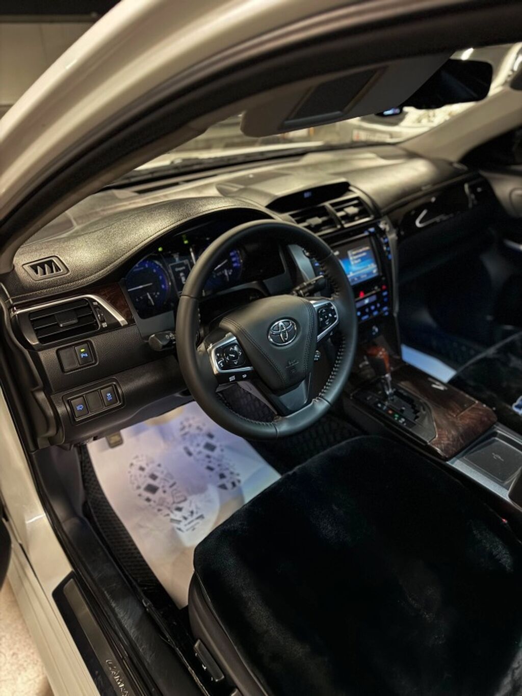 Toyota Camry: 2015 г., 2.5 л, Автомат, Бензин, Седан: фото 7