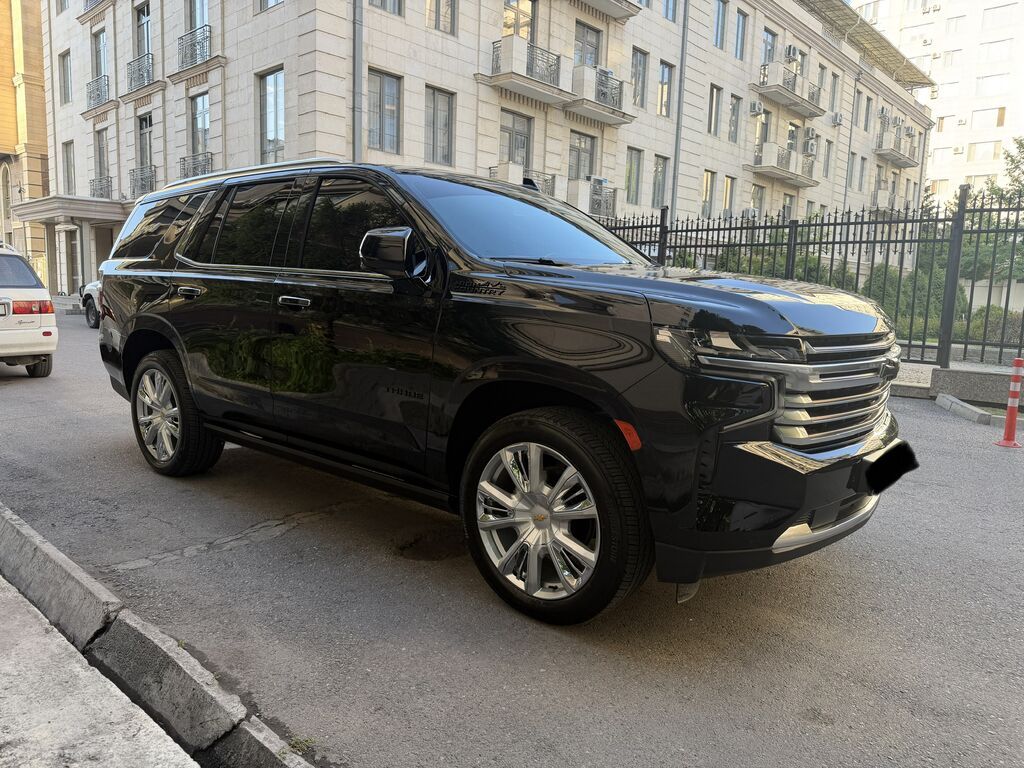 Chevrolet Tahoe: 2022 г., 6.2 л, Автомат, Бензин, Внедорожник: фото 2