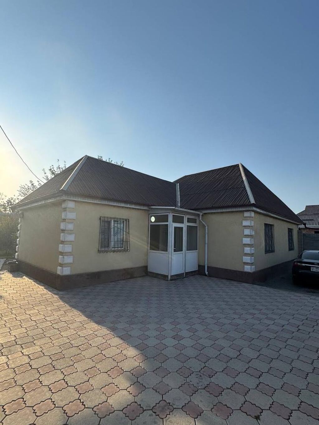 4 комнаты, 120 м², 8 соток, Бишкек, Арча-Бешик ж/м Собственник: фото 2