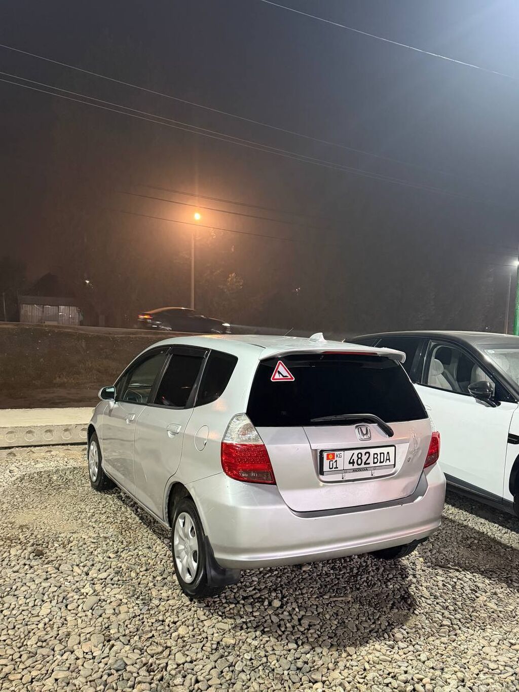 Honda Fit: 2003 г., 1.3 л, Автомат, Бензин, Хэтчбэк: фото 5
