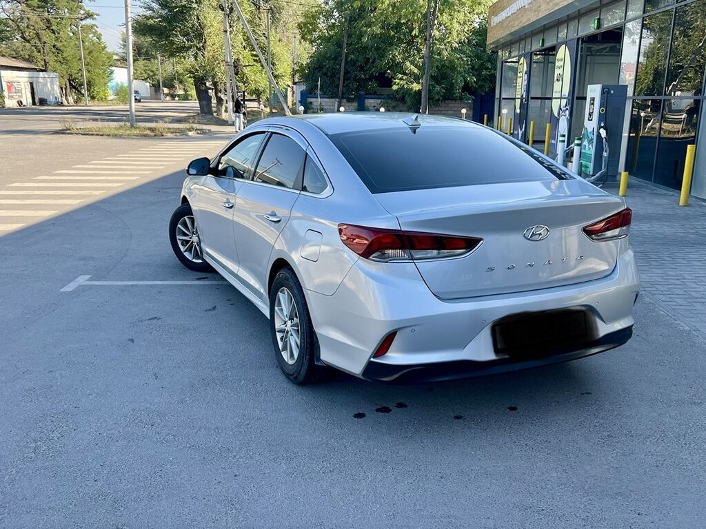 Hyundai Sonata: 2019 г., 2 л, Автомат, Газ, Седан: фото 4