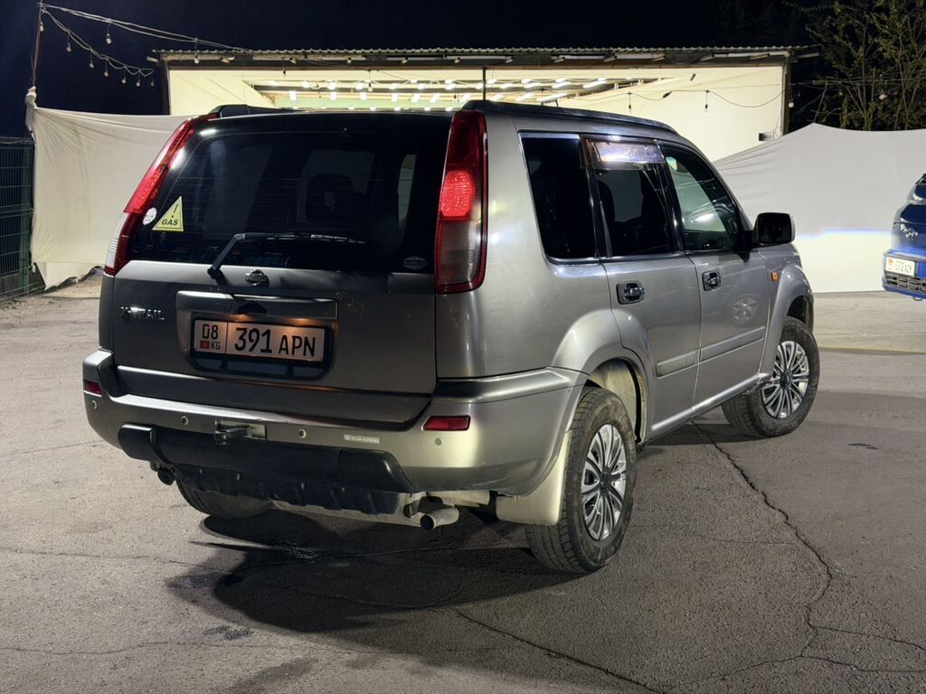 Nissan X-Trail: 2001 г., 2 л, Автомат, Газ, Кроссовер: фото 2