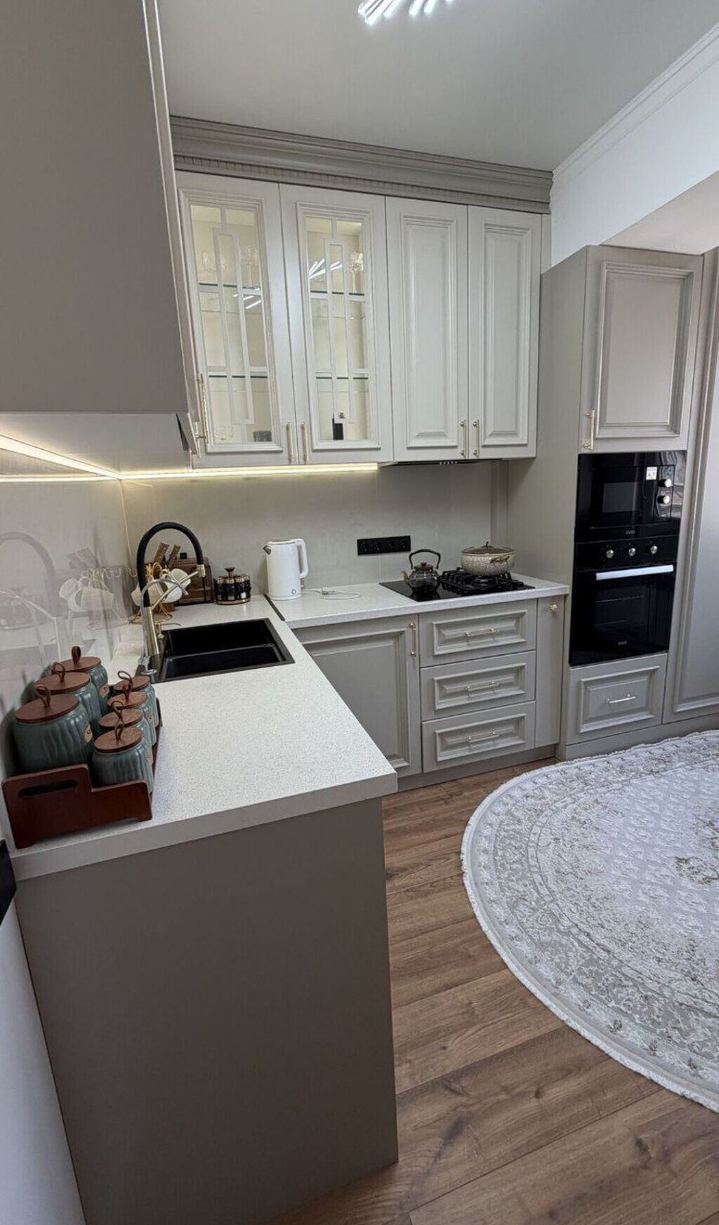 2 комнаты, 72 м², 12 мкр Элитка, 8 этаж, Евроремонт: фото 6