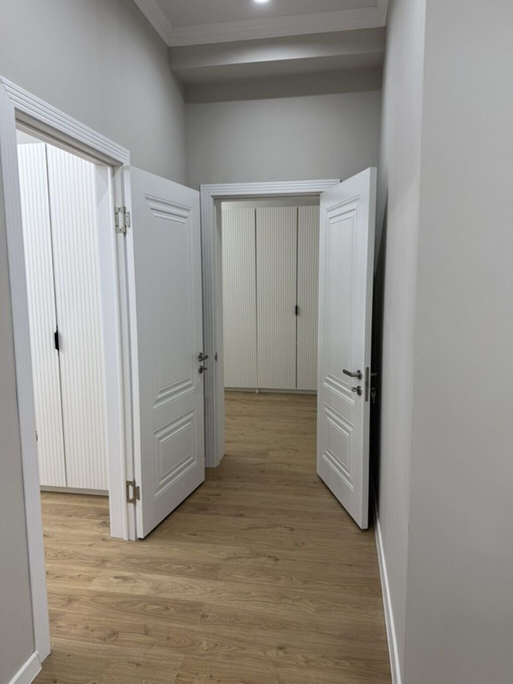 3 комнаты, 80 м², 7 мкр Элитка, 15 этаж, Дизайнерский ремонт: фото 6