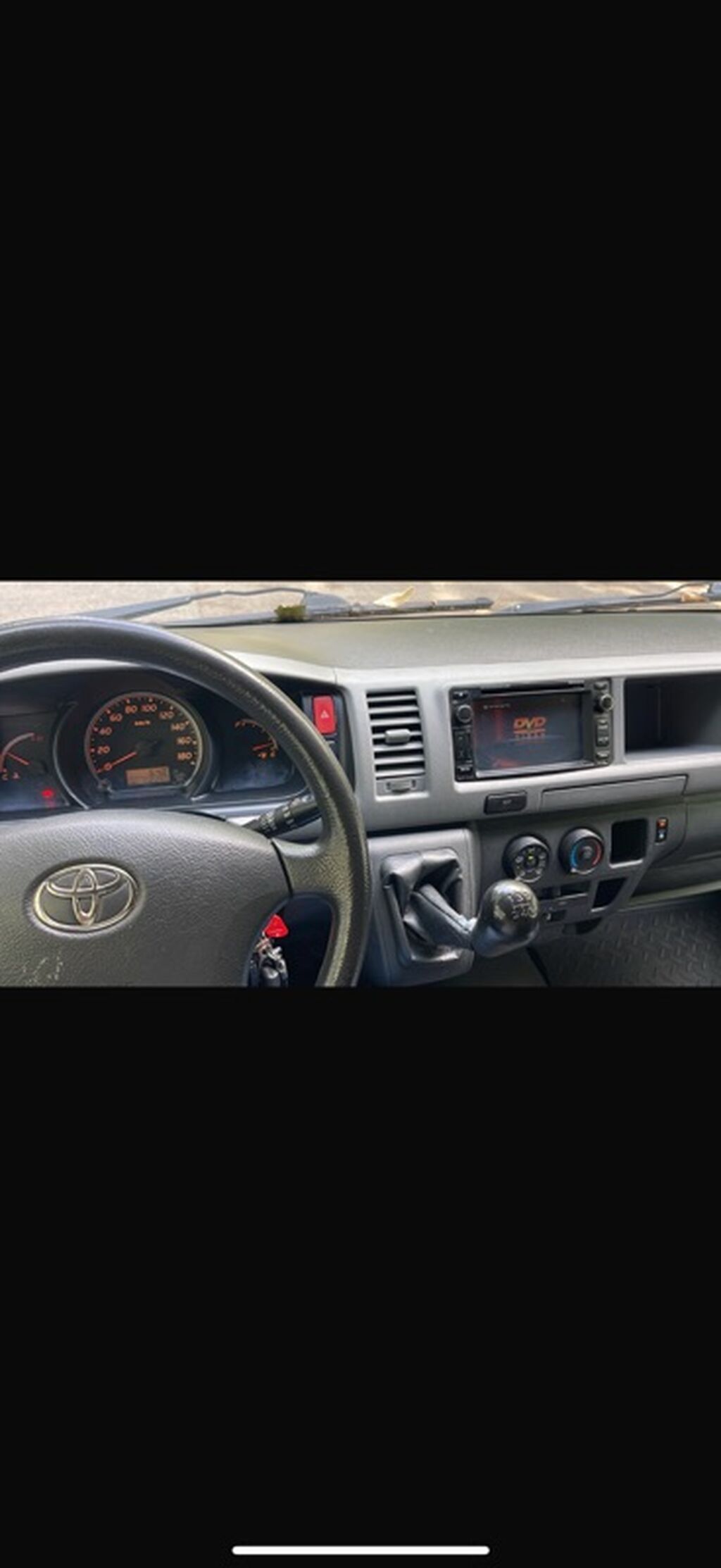 Toyota Hiace: 2011 г., 2.7 л, Механика, Бензин, Бус: фото 2