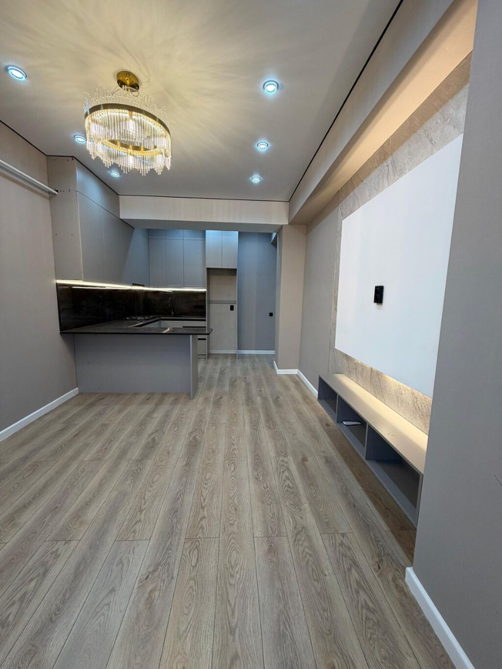 3 комнаты, 72 м², Пишпек Элитка, 5 этаж, Евроремонт: фото 4