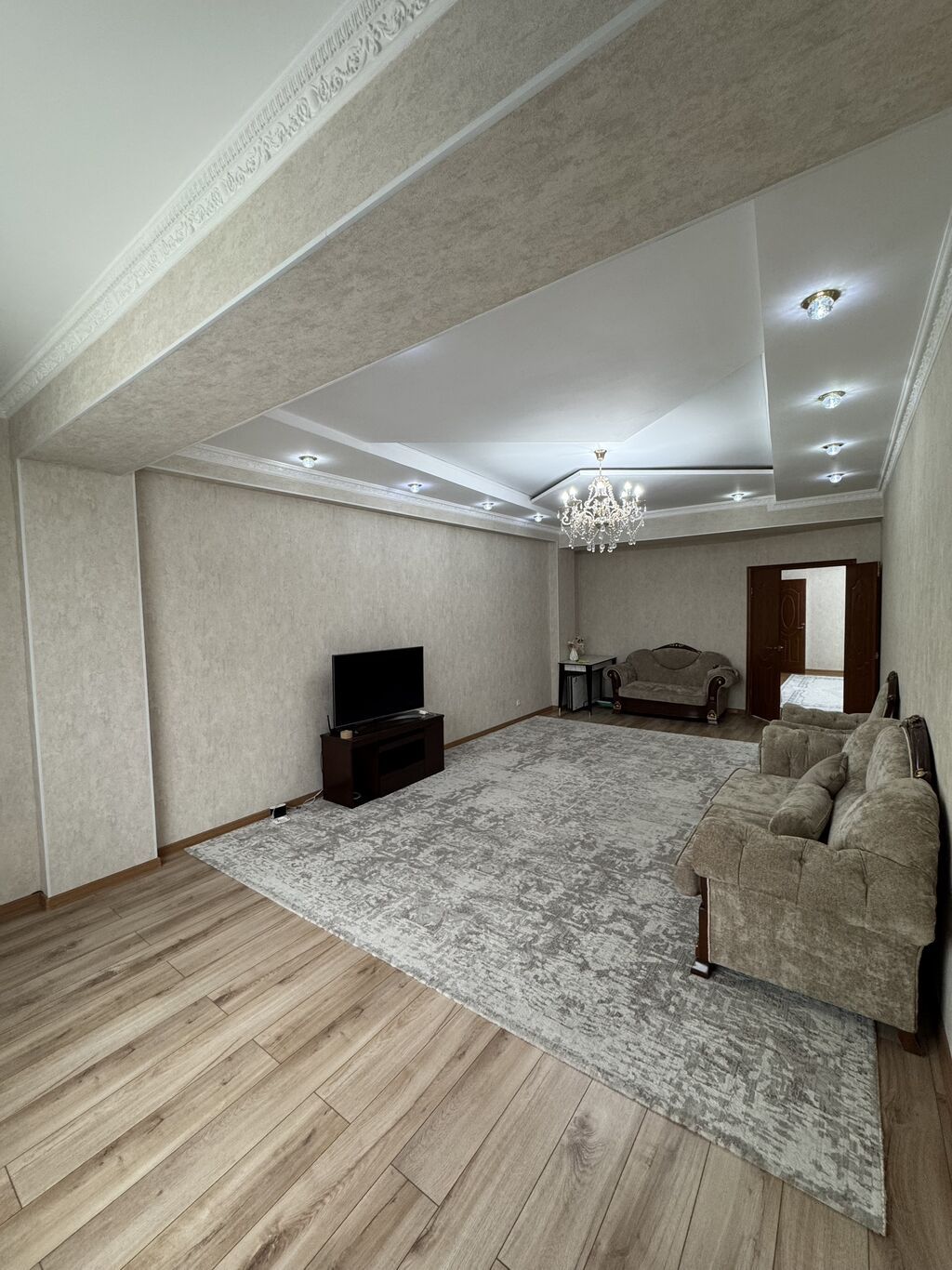 4 комнаты, 170 м², Манаса/Боконбаева Элитка, 5 этаж, Дизайнерский ремонт: фото 3