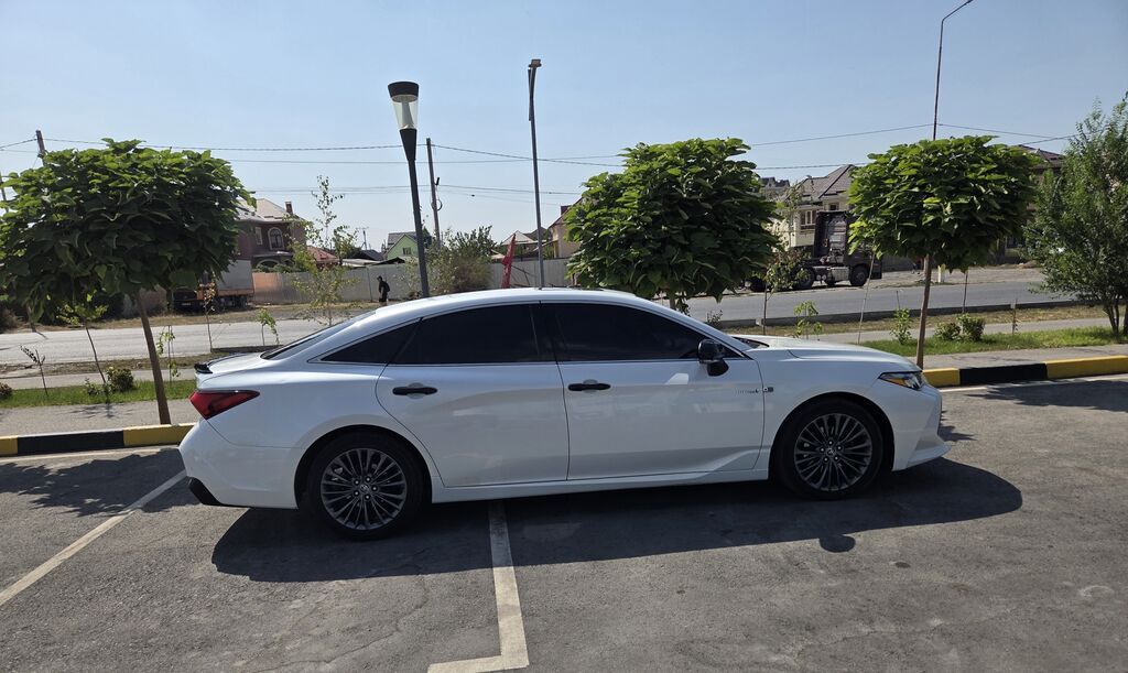 Toyota Avalon: 2020 г., 2.5 л, Автомат, Гибрид, Седан: фото 4
