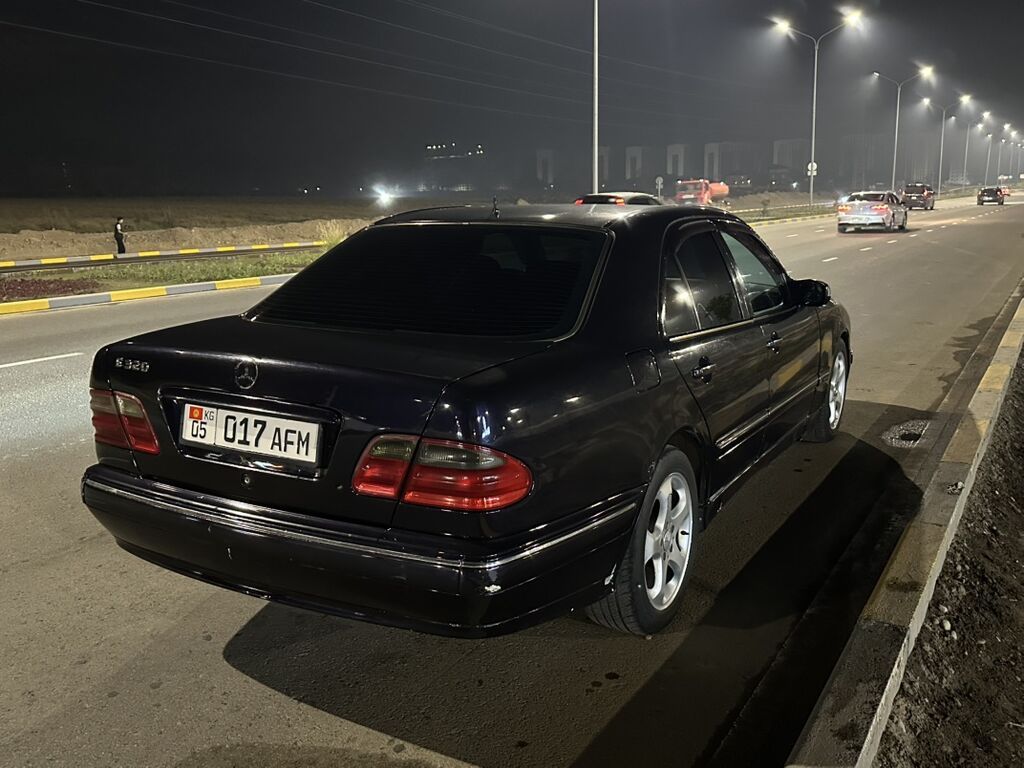 Mercedes-Benz E-Class: 2001 г., 3.2 л, Автомат, Бензин, Седан: фото 4