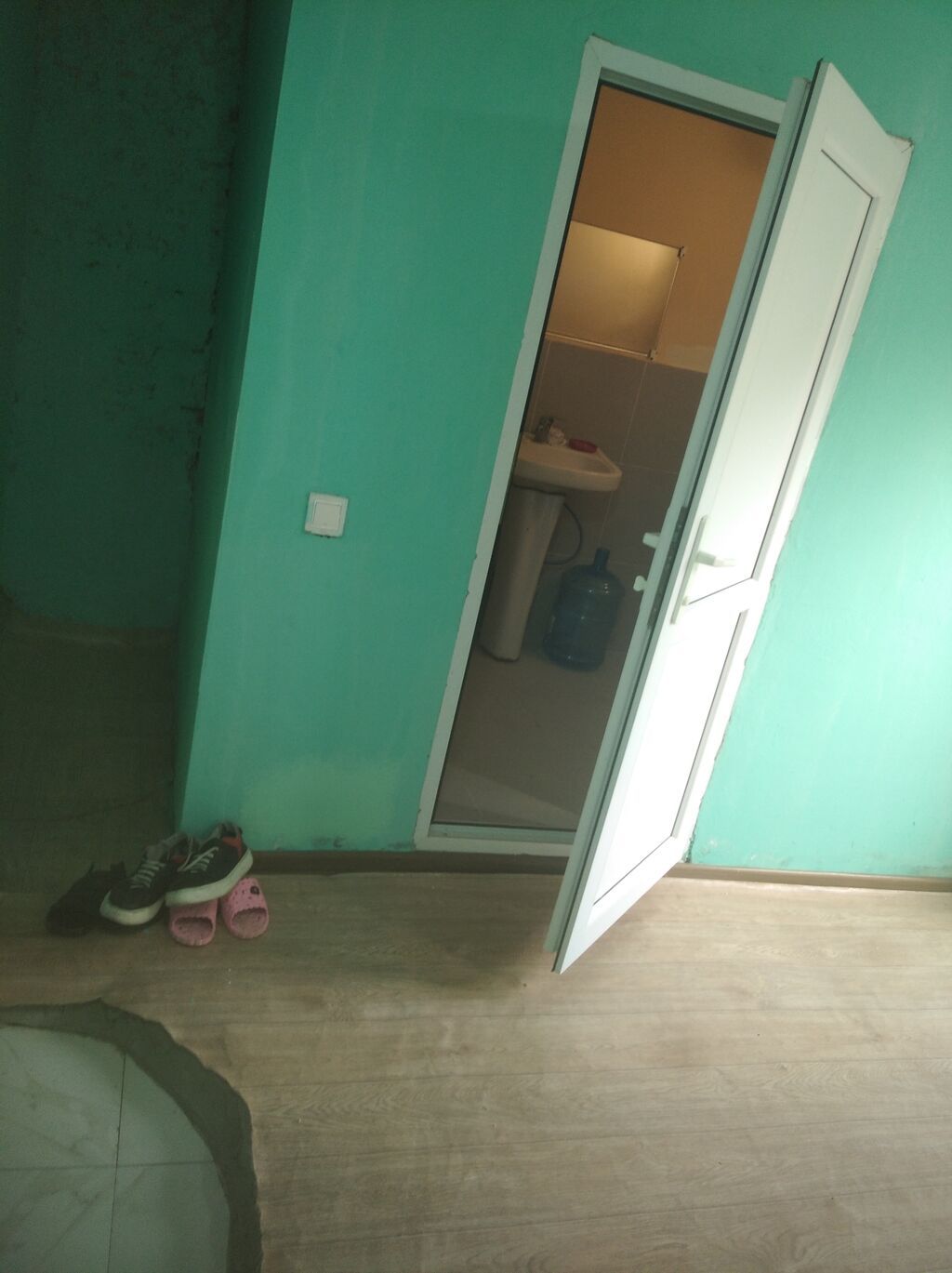 Əmircan qəs. 4 otaqlı, 66 kv. m, Kredit yoxdur, Orta təmir