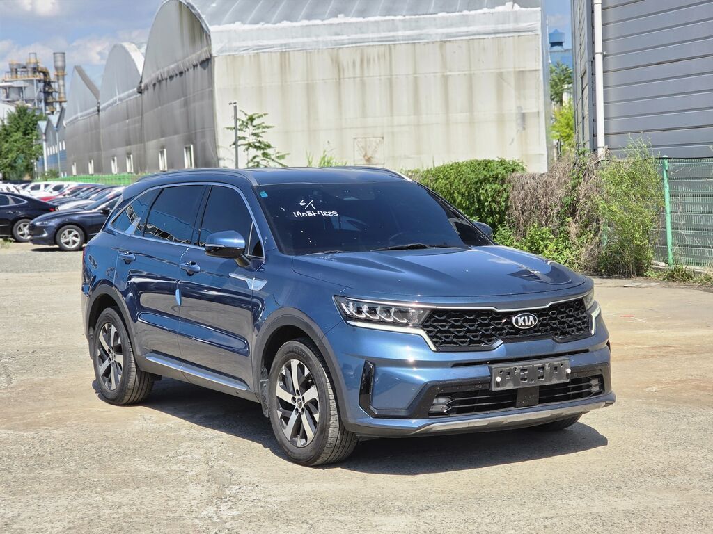 Kia Sorento: 2021 г., 2.2 л, Автомат, Дизель, Кроссовер — фото 2
