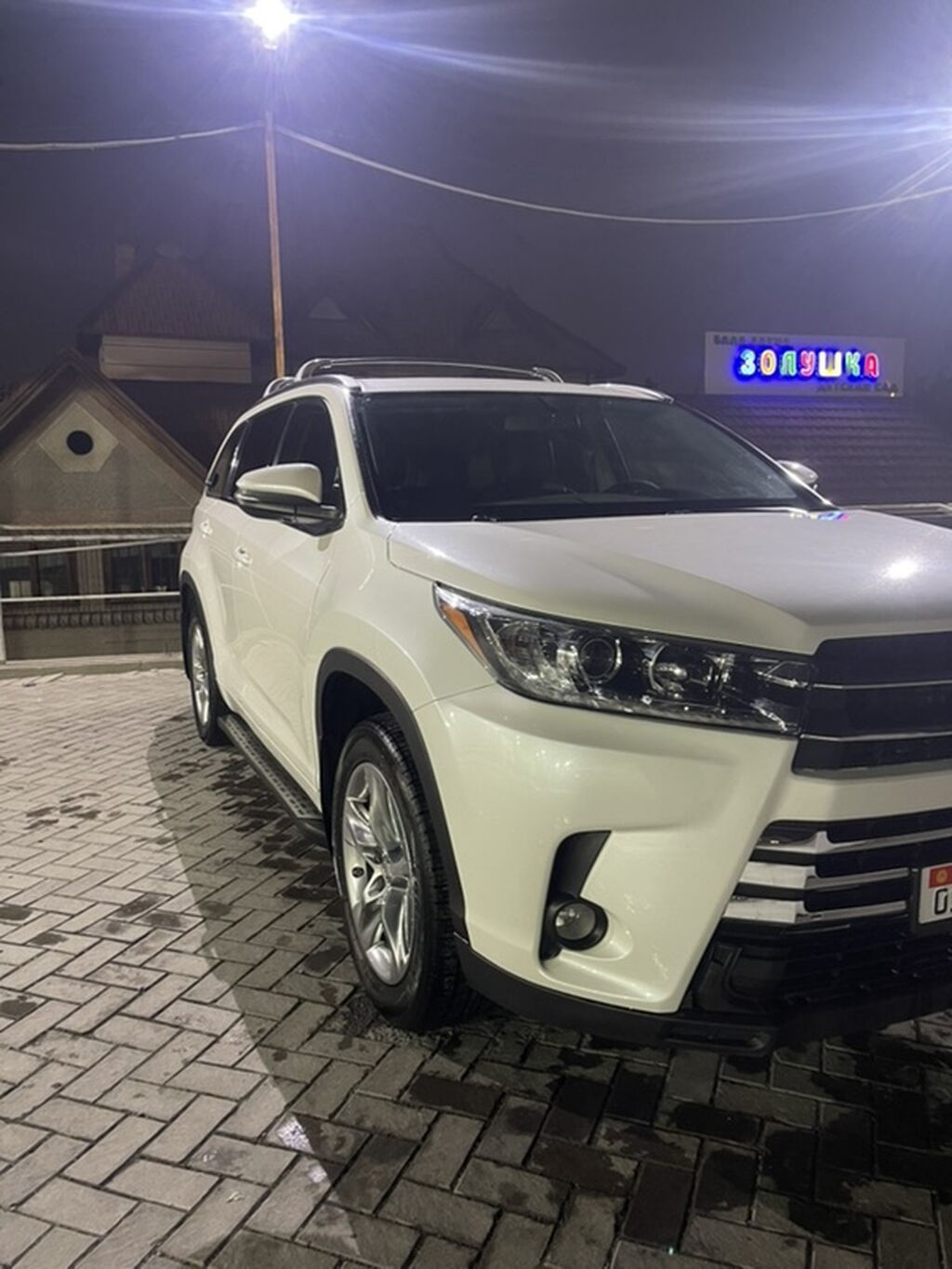 Toyota Highlander: 2015 г., 3.5 л, Бензин, Кроссовер: фото 1