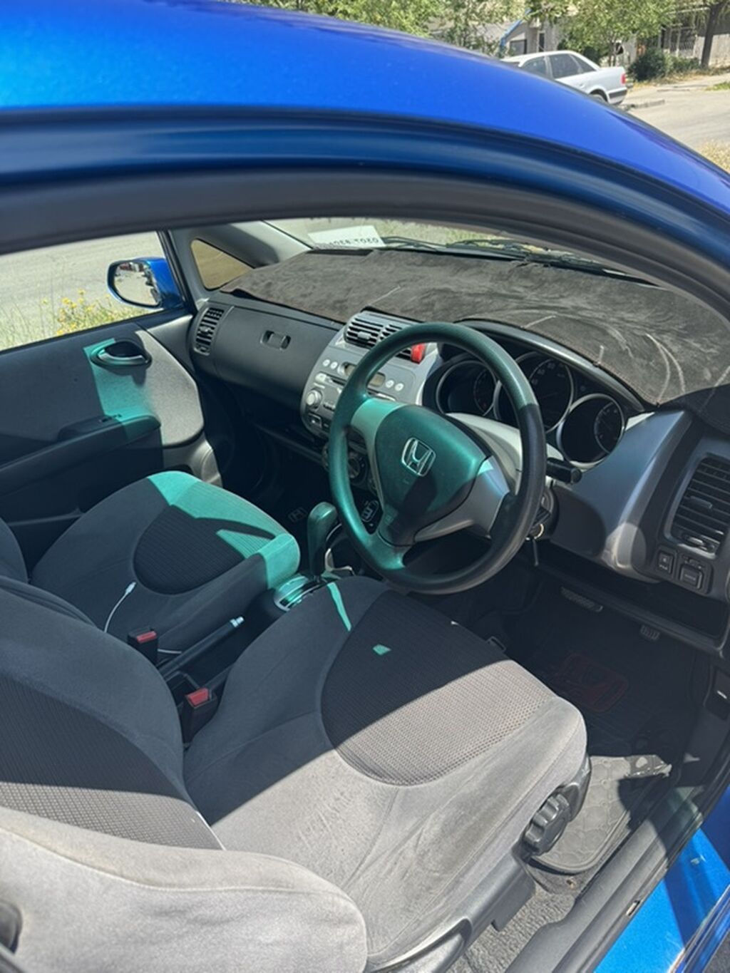 Honda Fit: 2003 г., Вариатор, Бензин, Хэтчбэк: фото 7