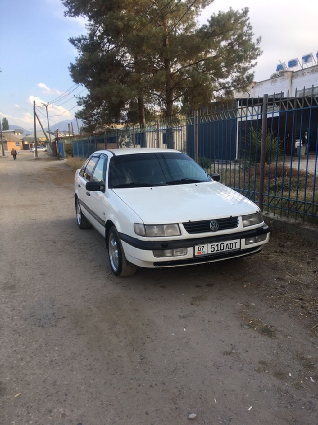 Volkswagen Passat: 1995 г., 2 л, Механика, Газ, Седан: фото 6